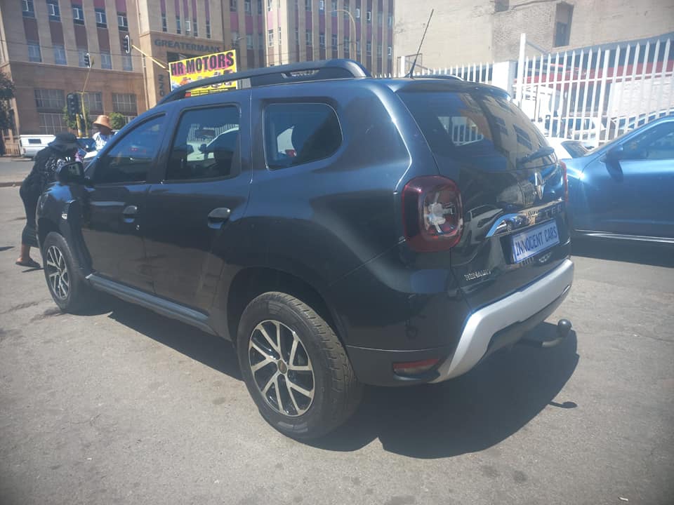 2020 RENAULT DUSTER 1.6 PETROL, MANUAL TRANSMISSION, GREY COLOUR