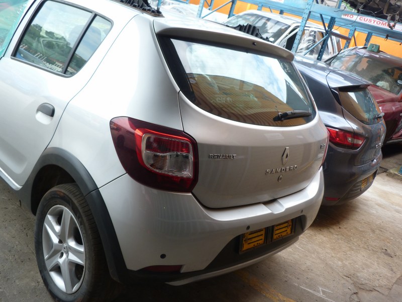 Renault Sandero Stepway 900T - 2017 STRIPPING FOR SPARES - Private Seller Renault Sandero Stepway 900T - 2017 STRIPPING FOR SPARES - Private Seller