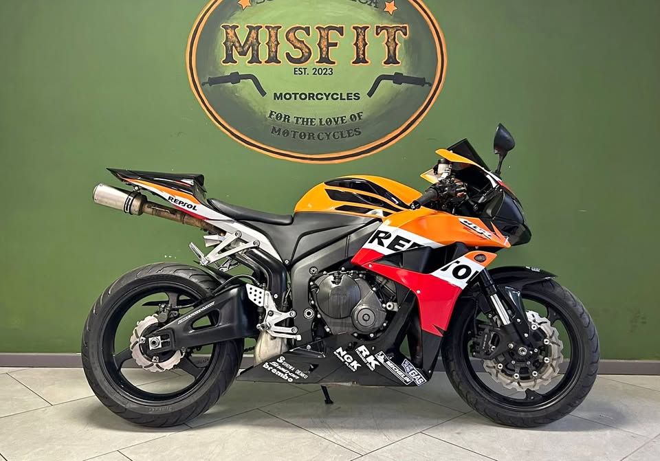 2010 Honda  CBR600 - Private Seller