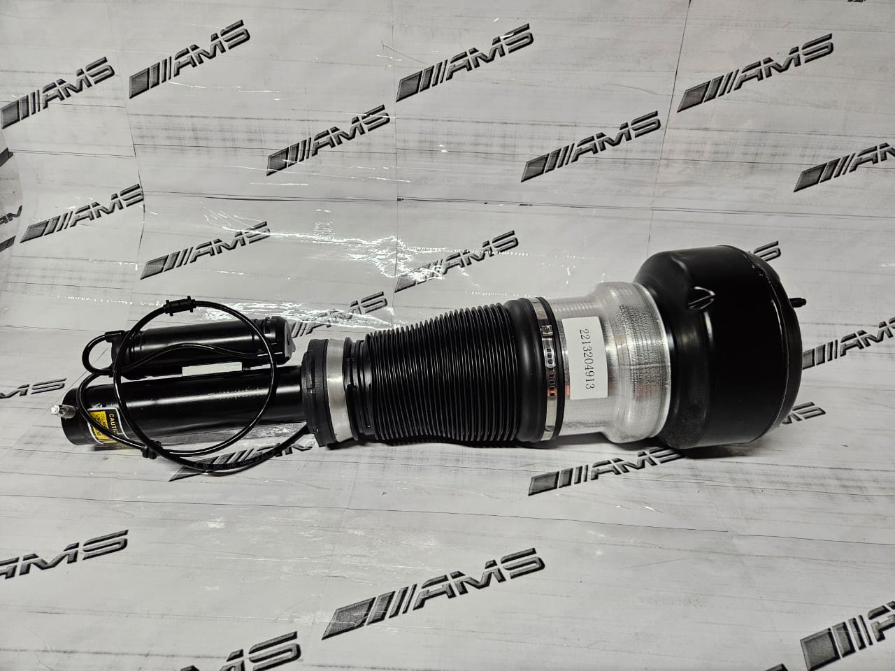 "New Mercedes W221 Front Air Shock - Private Seller "New Mercedes W221 Front Air Shock - Private Seller