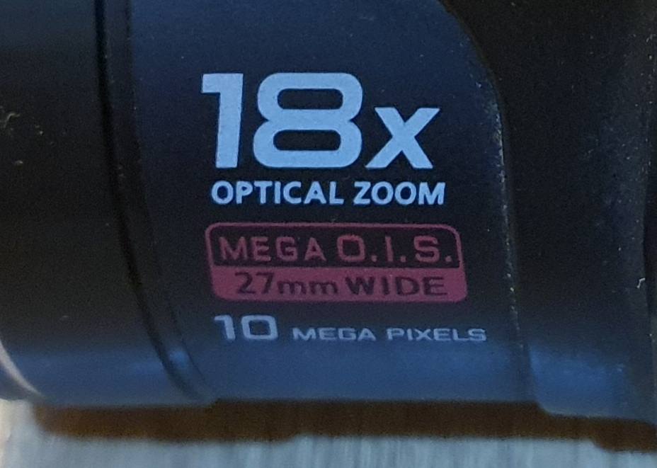 Panasonic Lumix DMC-FZ28 with extra Battry