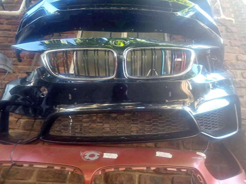 BMW M4 front bumper complete