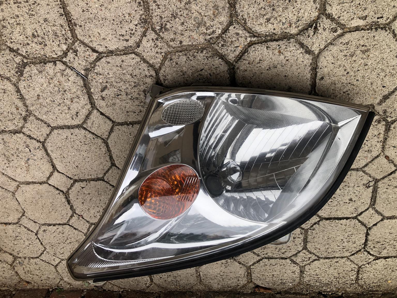 Left and right side headlights for Toyota prado - Private Seller