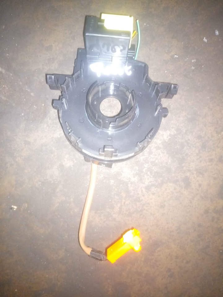 Toyota Quest horn sensor - Private Seller Toyota Quest horn sensor - Private Seller