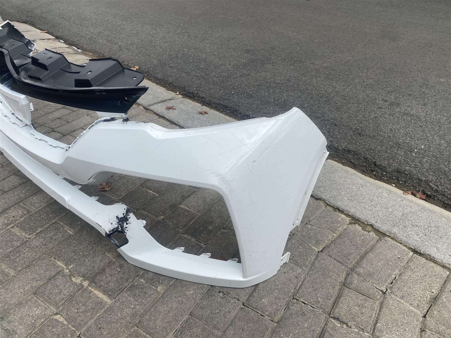 2024 RENAULT KIGER FRONT BUMPER FOR SALE. IN EXCELLENT CONDITION - Private Seller 2024 RENAULT KIGER FRONT BUMPER FOR SALE. IN EXCELLENT CONDITION - Private Seller