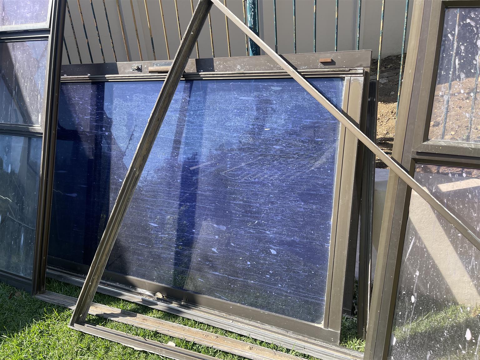 Aluminium windows and sliding doors for sale Junk Mail