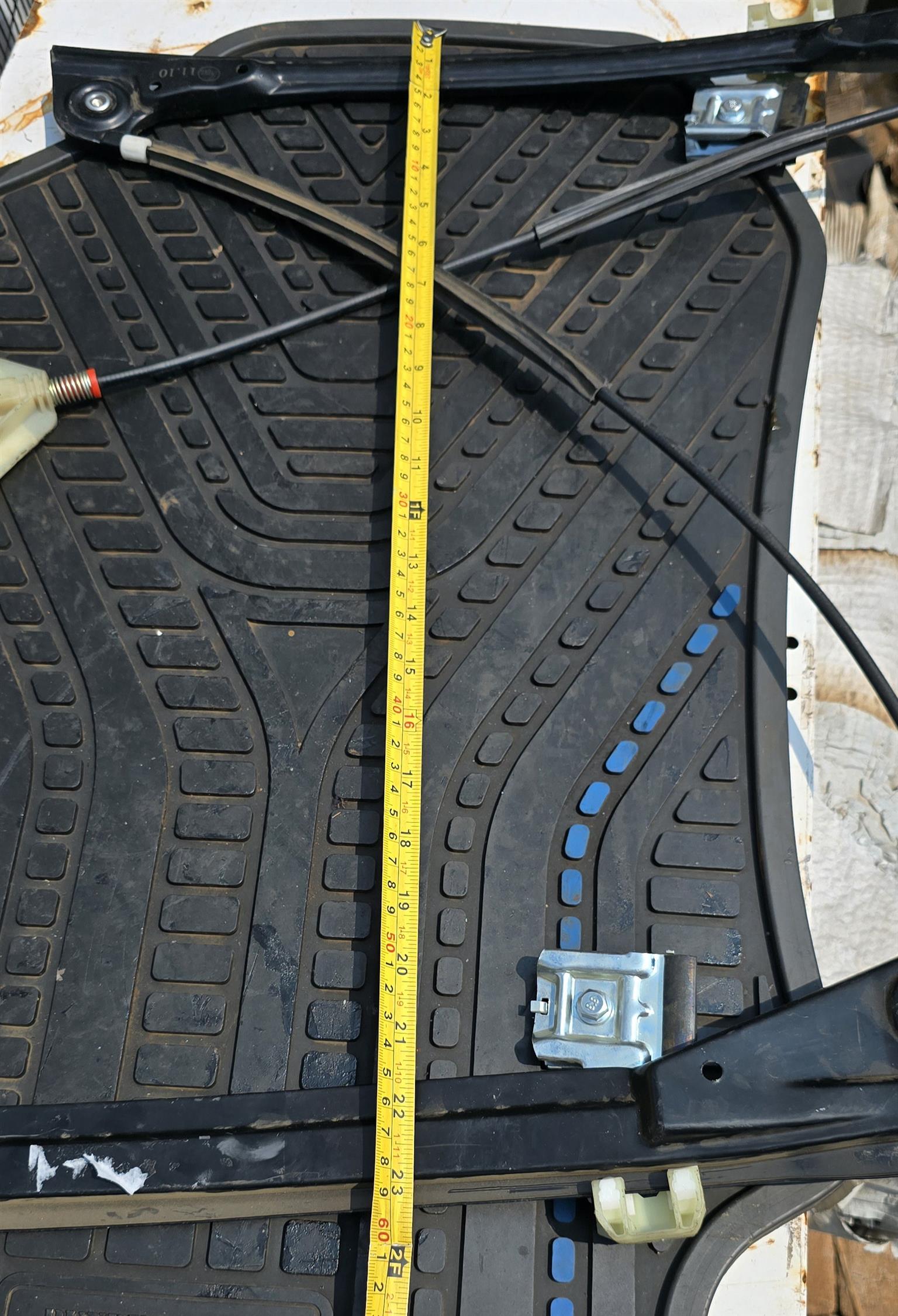 New stock arrivals.  Polo vivo 2 door  Window mechanisms - Private Seller