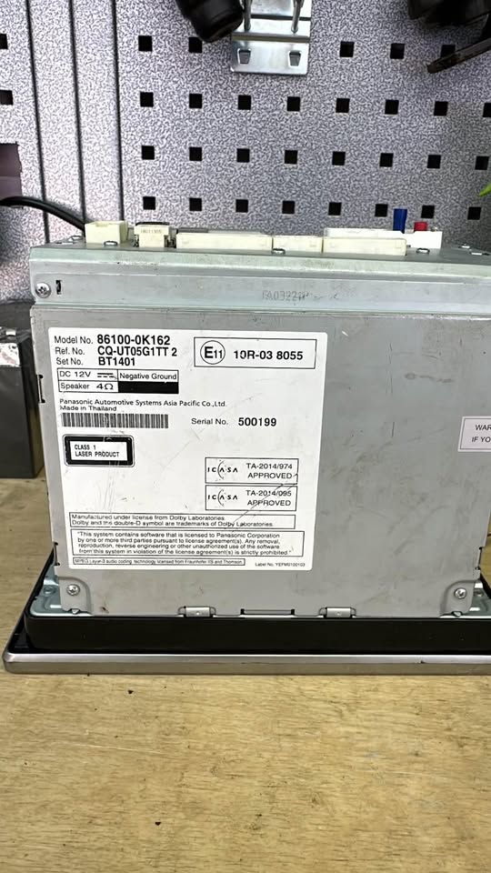 Toyota GD6 Radio - Private Seller