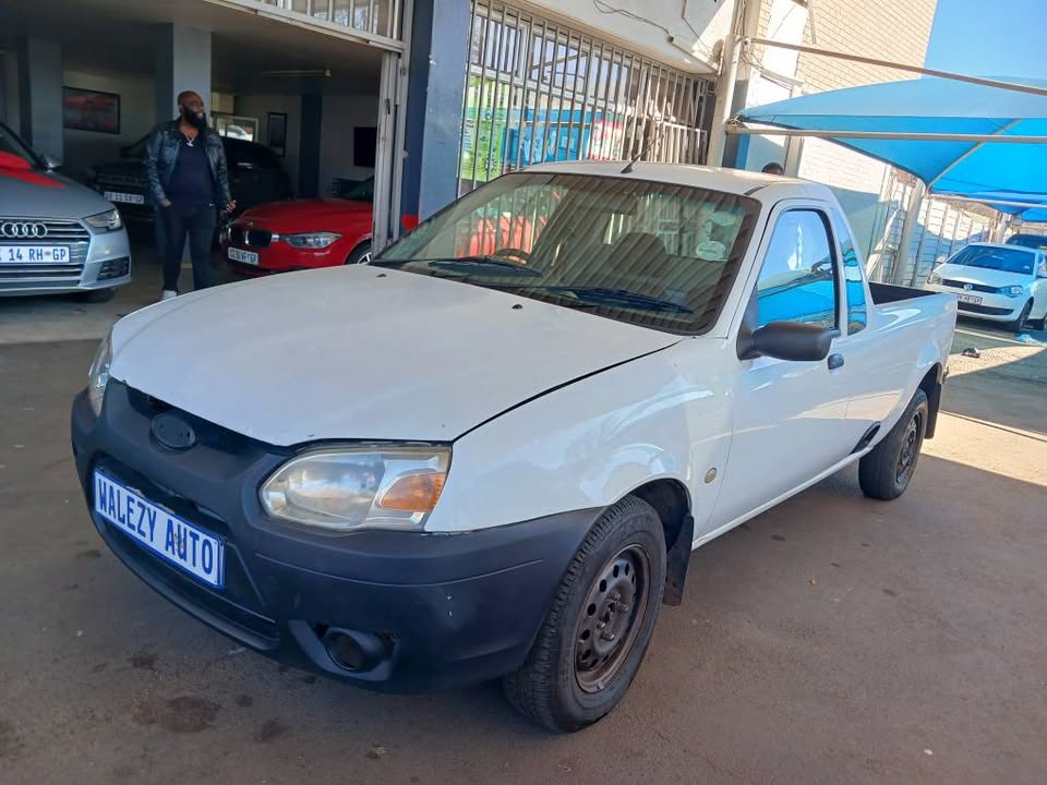 2011 FORD BANTAM 1.3 BAKKIE Transmission: Manual Mileage: 82000km Fueltype: Petrol White