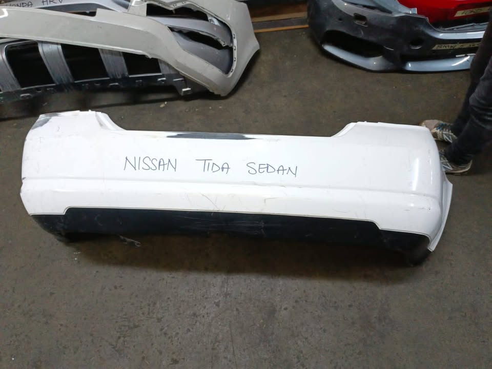 Nissan Tida Sedan back bumper - Private Seller