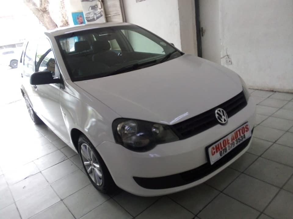 2014 VW POLO VIVO 1.4 MANUAL WHITE COLOR