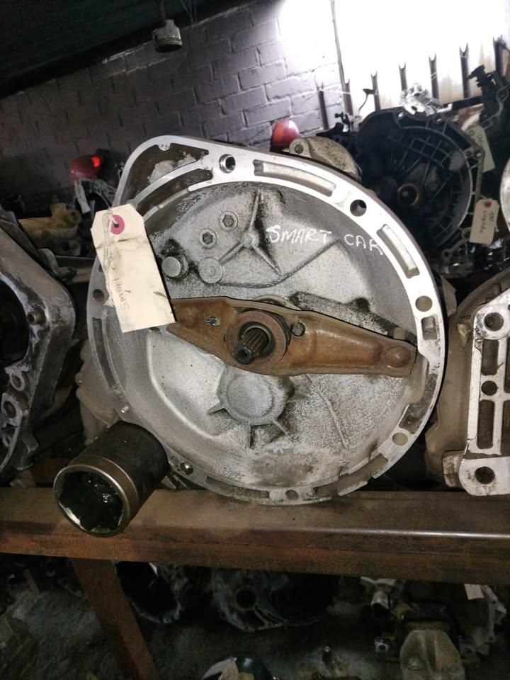 Smart fortwo gearbox smart car transmission - Private Seller Smart fortwo gearbox smart car transmission - Private Seller