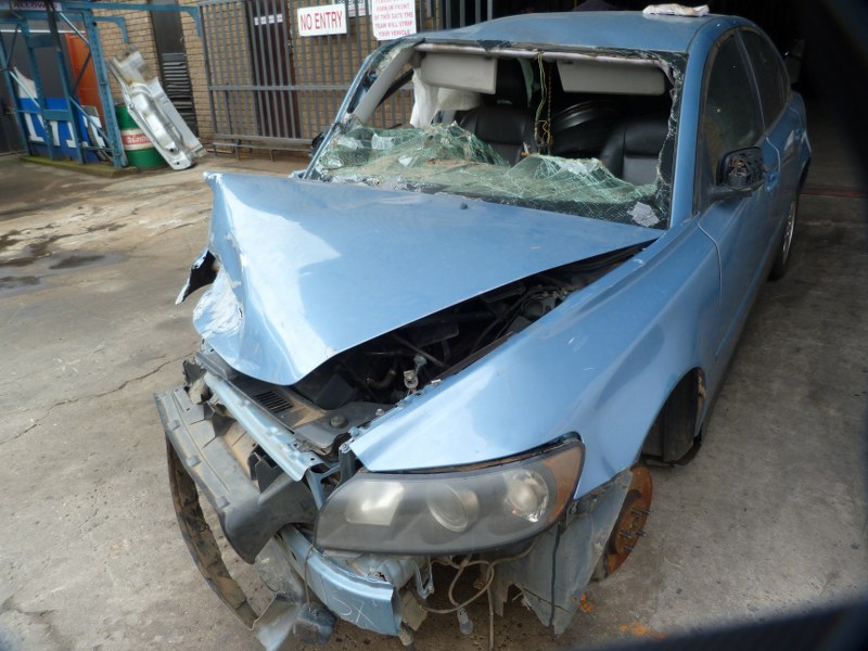 Volvo S40 2.4i AT - 2006 STRIPPING FOR SPARES - Private Seller Volvo S40 2.4i AT - 2006 STRIPPING FOR SPARES - Private Seller