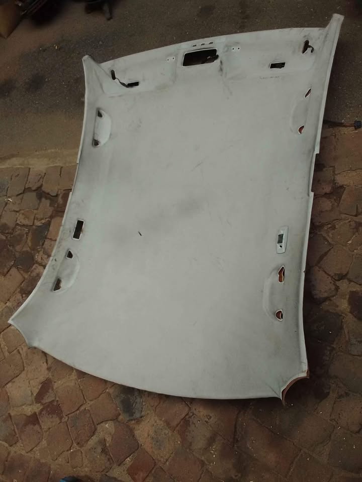VW polo vivo roof lining in good condition - Private Seller VW polo vivo roof lining in good condition - Private Seller