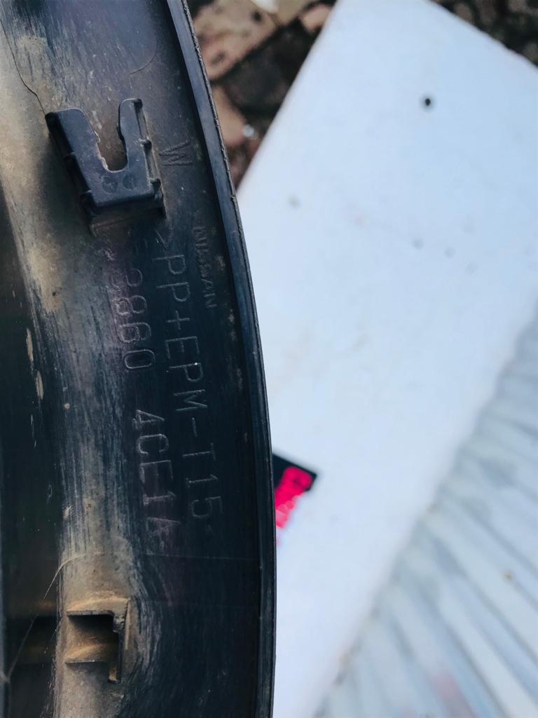 Nissan X-trail right side front wheel arch - Private Seller