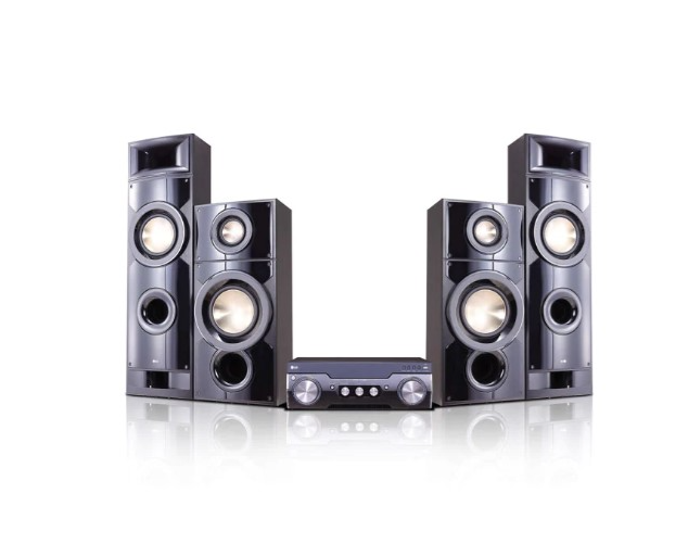 LG 1600W 4.2Ch AV Receiver with DUAL SUBWOOFER FOR SALE