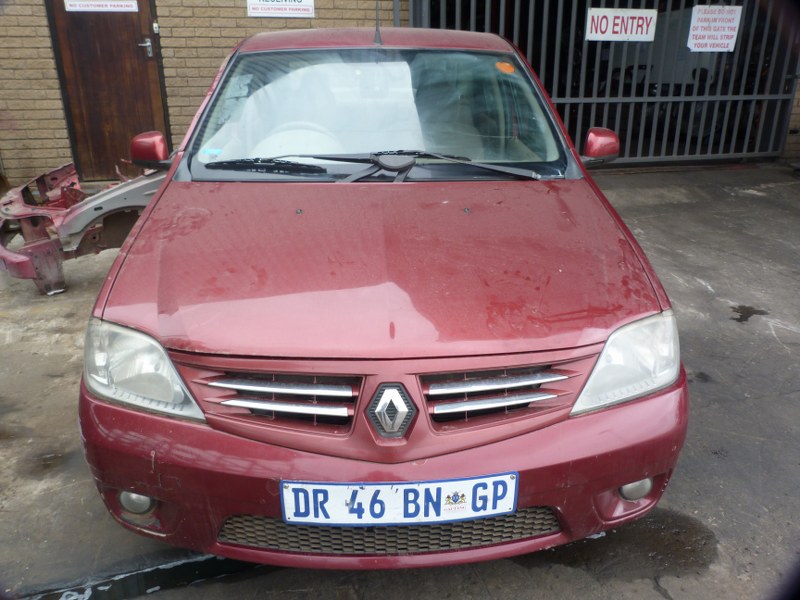 Renault Logan 1.6 MPI Expression Manual Red - 2011 STRIPPING FOR SPARES - Private Seller Renault Logan 1.6 MPI Expression Manual Red - 2011 STRIPPING FOR SPARES - Private Seller