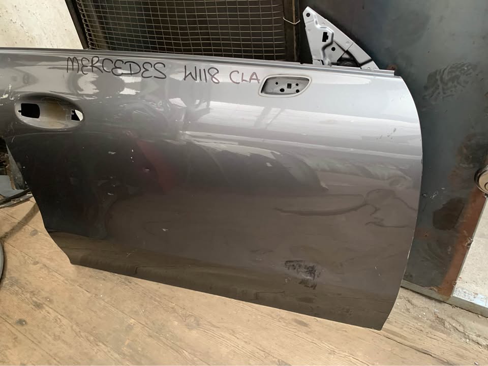 Mercedes Benz CLA w118 front door RHS