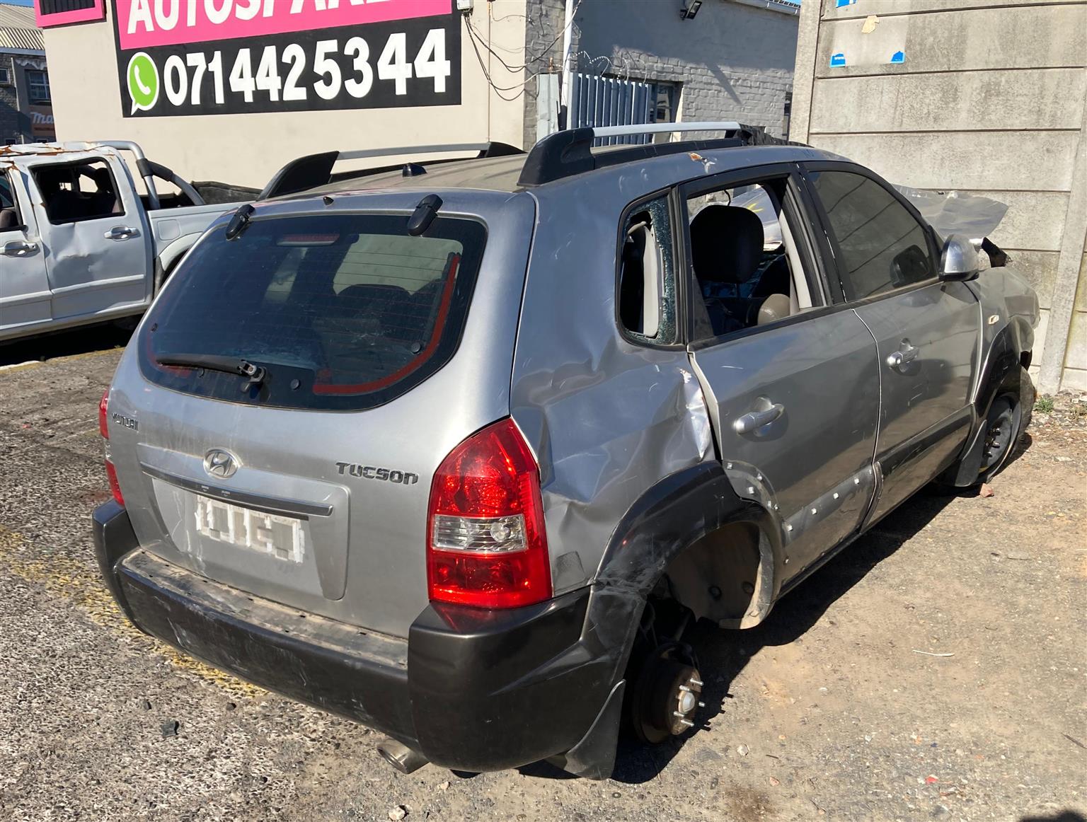 2007 Hyundai Tusson 2.0 #G4GC Spares - Private Seller 2007 Hyundai Tusson 2.0 #G4GC Spares - Private Seller