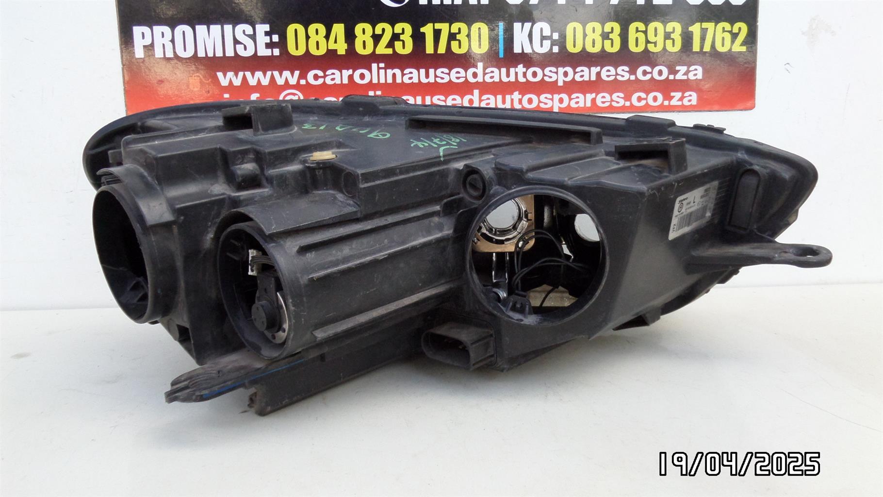 VW Scirocco left side xenon headlight - Private Seller VW Scirocco left side xenon headlight - Private Seller