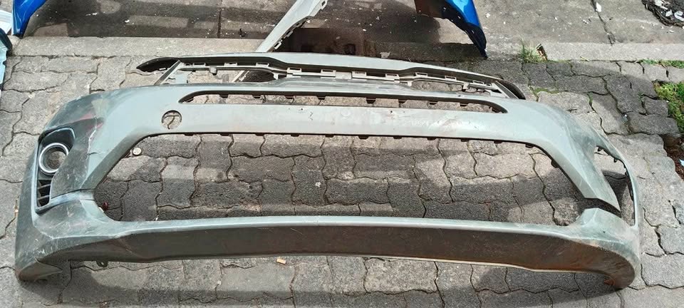 Kia Rio bumper - Private Seller Kia Rio bumper - Private Seller