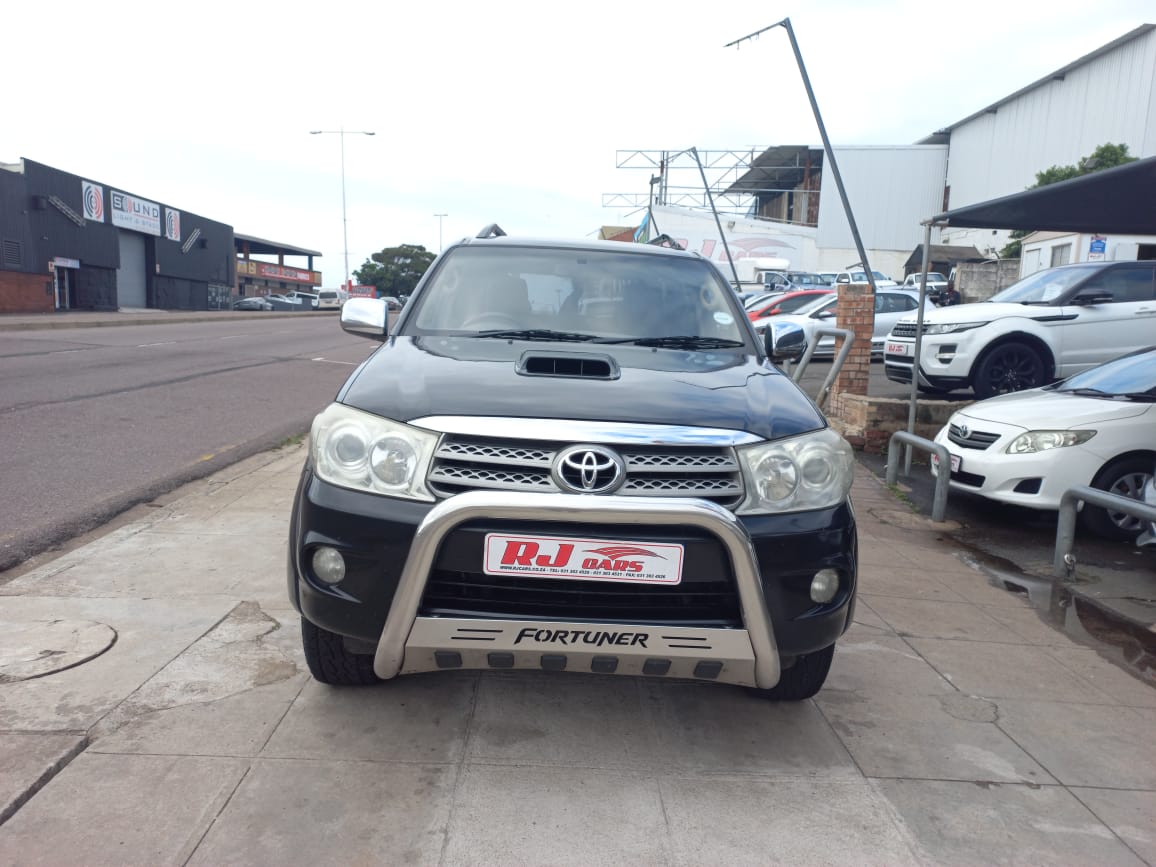 2010 Toyota Fortuner 3.0D-4D R/B A/T