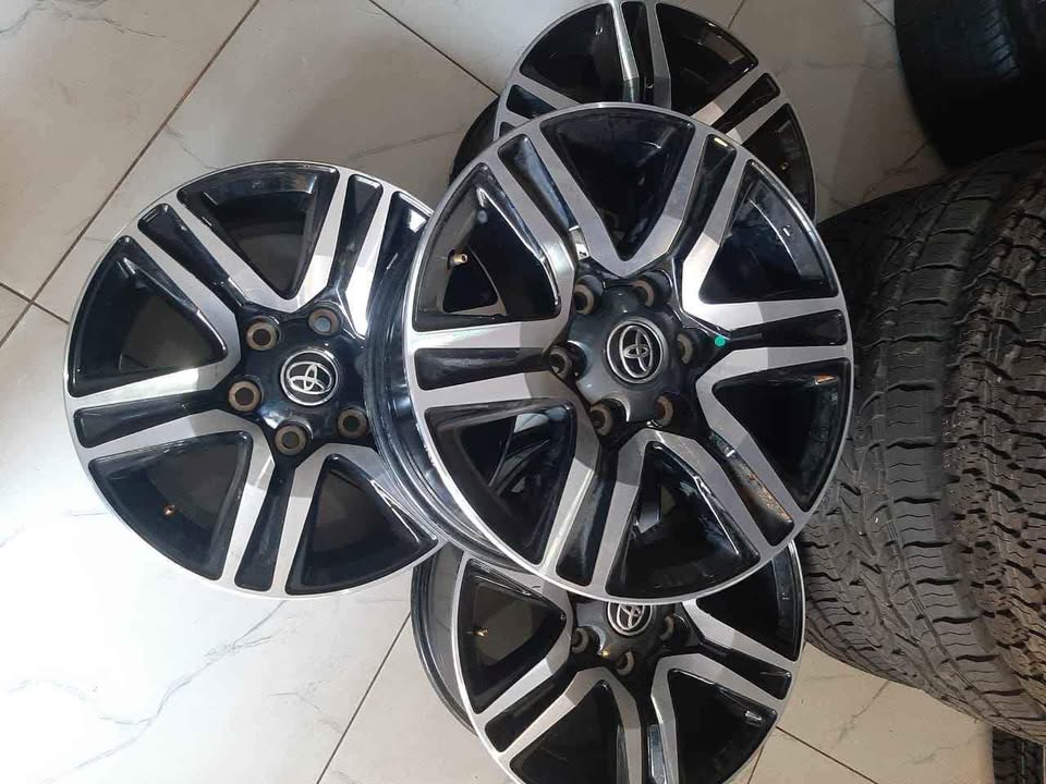 Brand new Gd6 Toyota Hilux 17 inche mag Rims for sale - Private Seller