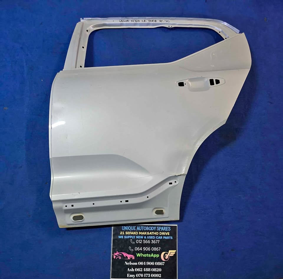 Volvo XC40 Left Rear Back Door Volvo XC40 Left Rear Back Door