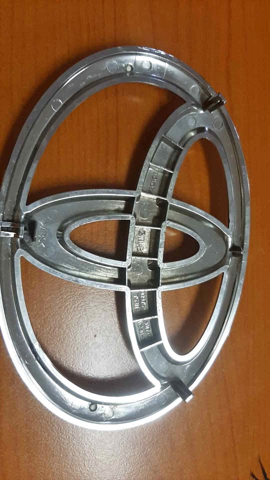 TOYOTA REAR BADGE. SECOND HAND. STILL IN GOOD CONDITION. FOR VARIOUS OTHER CARS TOO - Private Seller TOYOTA REAR BADGE. SECOND HAND. STILL IN GOOD CONDITION. FOR VARIOUS OTHER CARS TOO - Private Seller