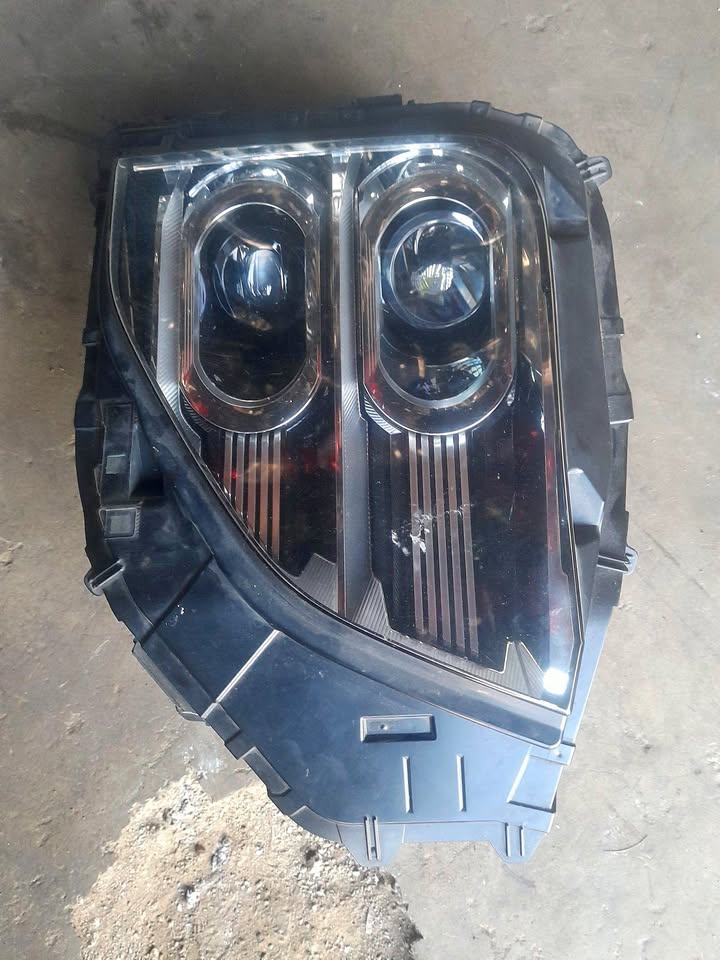MITSUBISHI ECLIPSE RIGHT HEADLIGHT AVAILABLE - Private Seller MITSUBISHI ECLIPSE RIGHT HEADLIGHT AVAILABLE - Private Seller