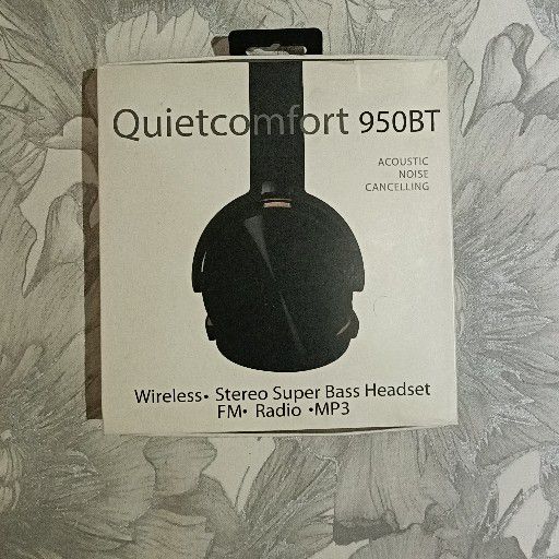 Awesome Quitcomfort 950BT Headset for sale still like new