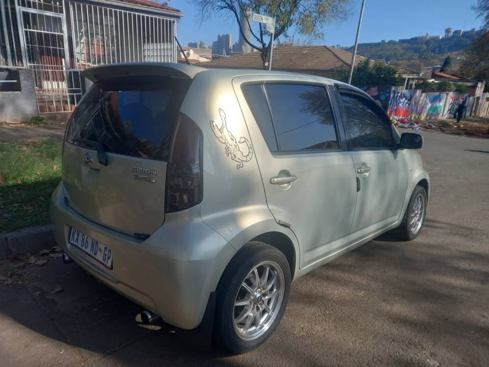 2010 DAIHATSU SIRION 1.3 PETROL, MANUAL, GOLD, 113000KMS
