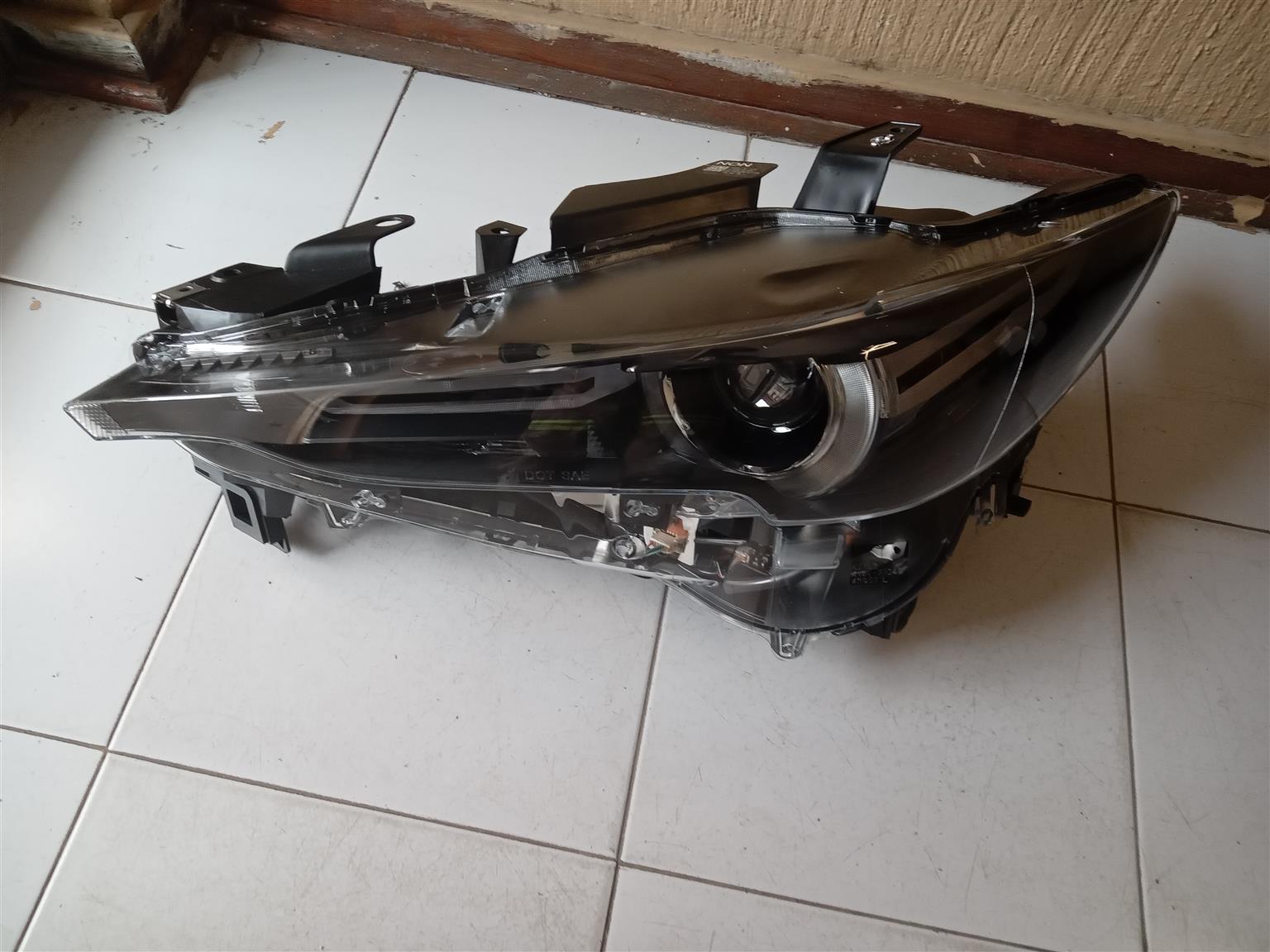Mazda Cx5 headlight - Private Seller Mazda Cx5 headlight - Private Seller