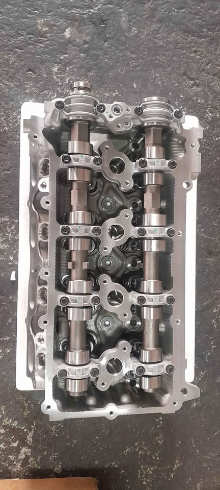 Toyota hilux 2.7 vvti complete 2TR cylinder head Brand NEW (zane Azaad) - Private Seller