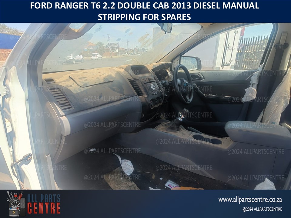 Ford Ranger T6 2.2 double cab 2013 diesel manual stripping for spares