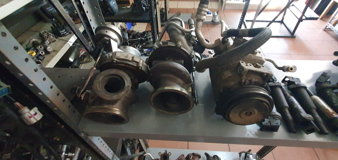 BMW X 6 V 8 ENGINE PARTS - Private Seller