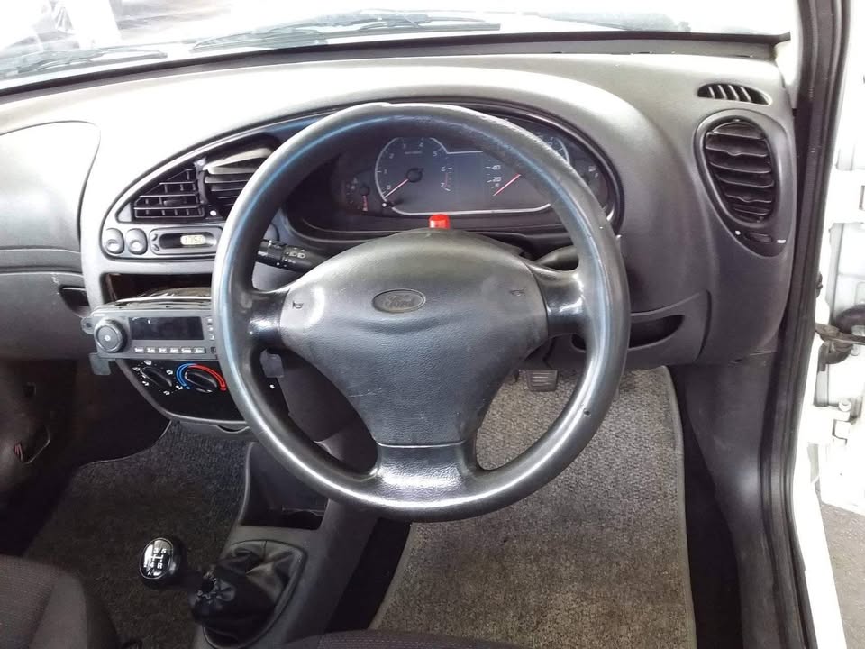 2011 Ford Bantam manual petrol 2011