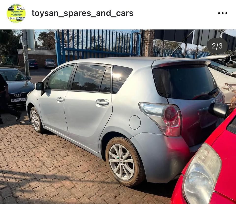 2011 TOYOTA VERSO 1.8 AUTO FOR SPARES - Private Seller 2011 TOYOTA VERSO 1.8 AUTO FOR SPARES - Private Seller
