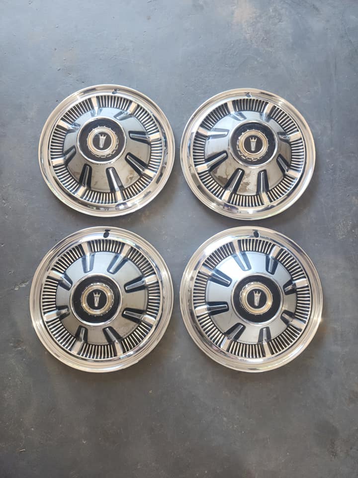 1967-68 Ford Galaxy wheel caps - Private Seller 1967-68 Ford Galaxy wheel caps - Private Seller