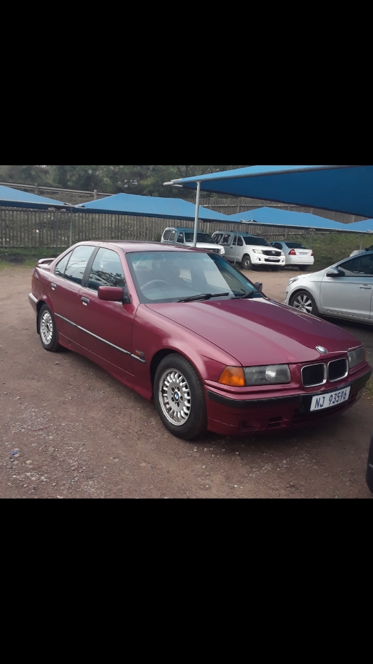 Bmw e36 316i AUTO  minor tlc licenced engine and gearbox good condition 