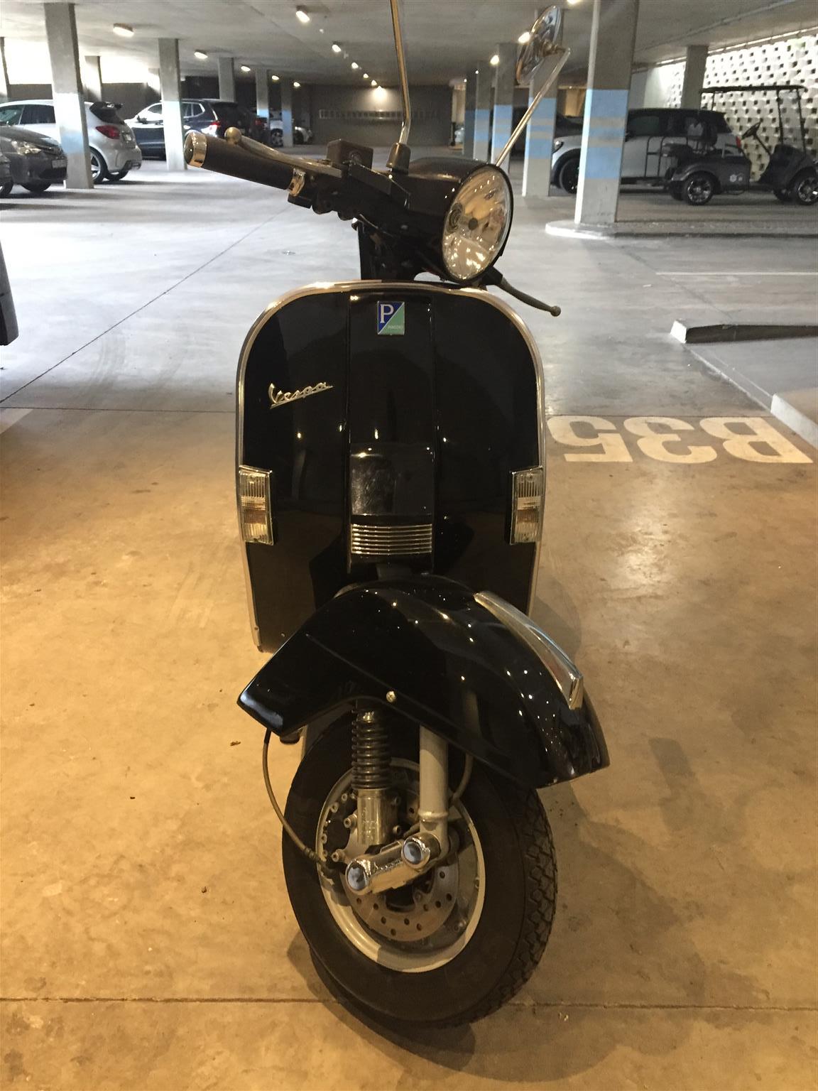 Vespa PX200 Millennium edition | Junk Mail Marketplace