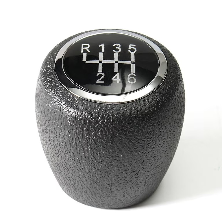 CHEVROLET CRUZE 5 SPEED GEAR KNOB - Private Seller CHEVROLET CRUZE 5 SPEED GEAR KNOB - Private Seller