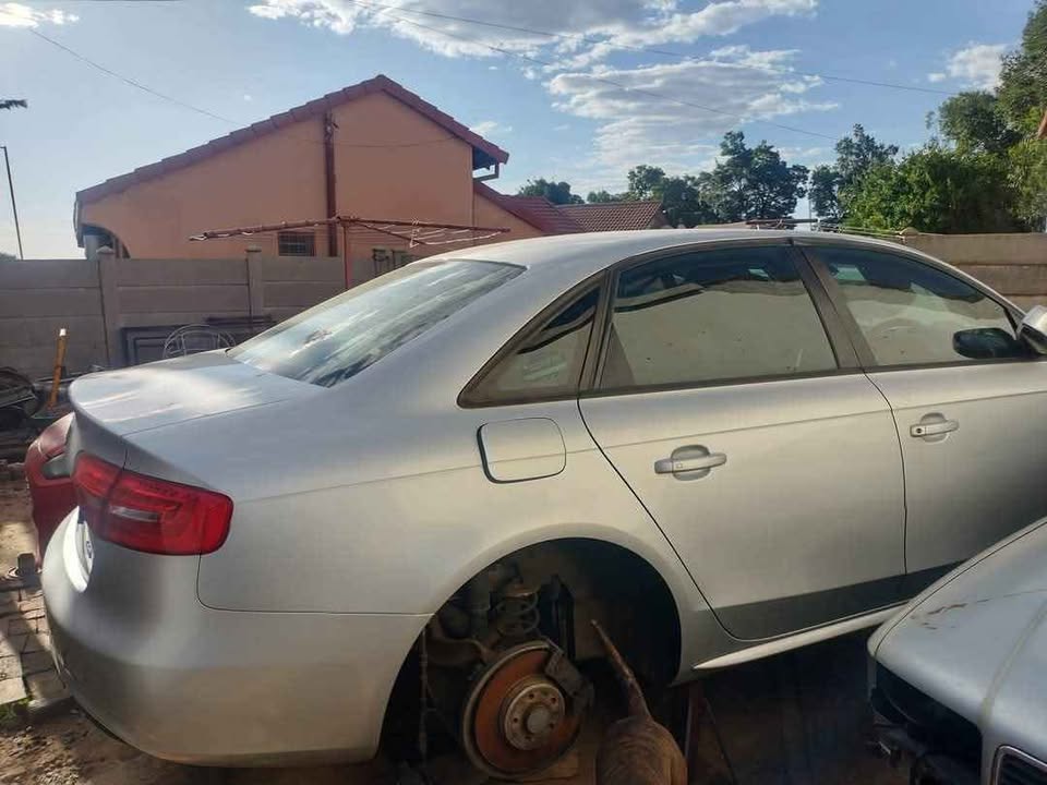 Vw Audi A4 Tfsi 1.8 shell and paper available - Private Seller Vw Audi A4 Tfsi 1.8 shell and paper available - Private Seller