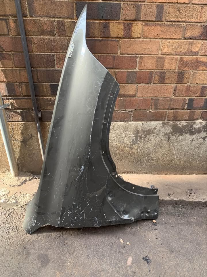BMW G07 fender RHS