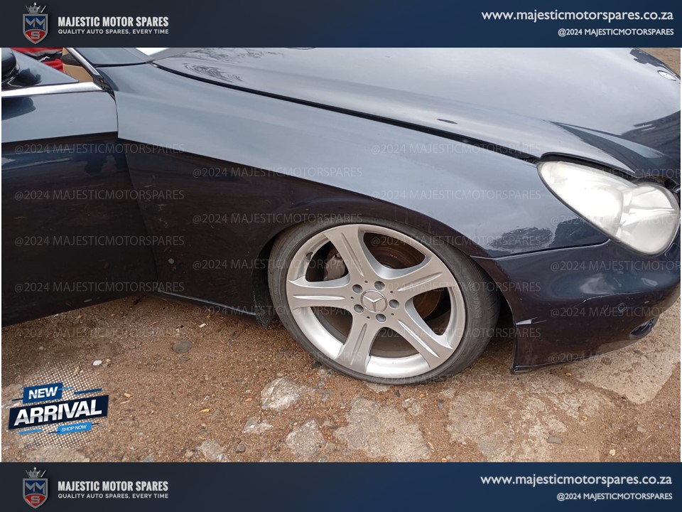 Mercedes CLS 350 Fender for Sale (W219) - - Private Seller Mercedes CLS 350 Fender for Sale (W219) - - Private Seller