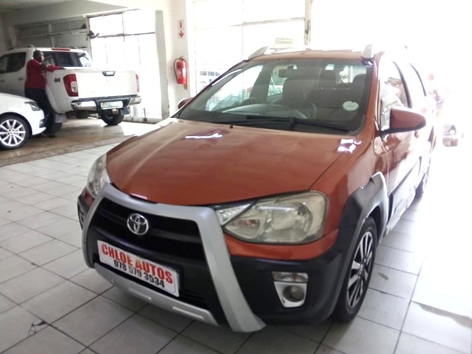 2014 TOYOTA ETIOS CROSS 1.5 MANUAL  PETROL ORANGE 97.000KM