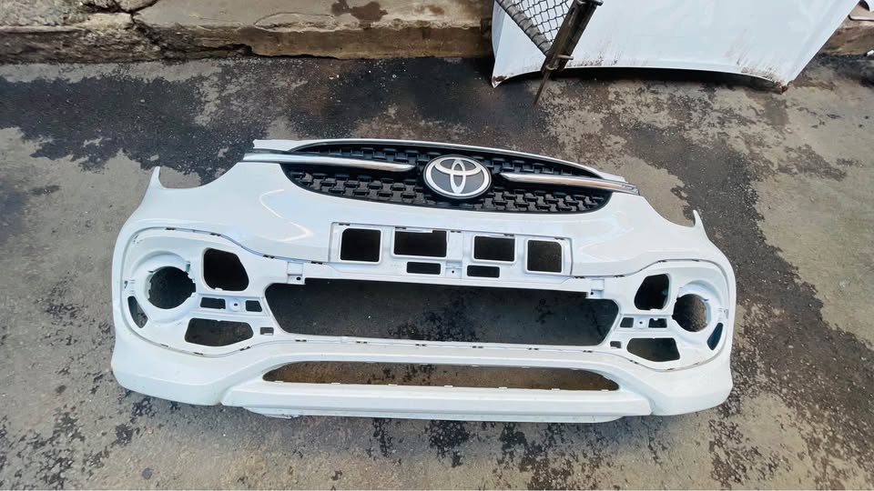 Toyota Vitz bumper - Private Seller Toyota Vitz bumper - Private Seller