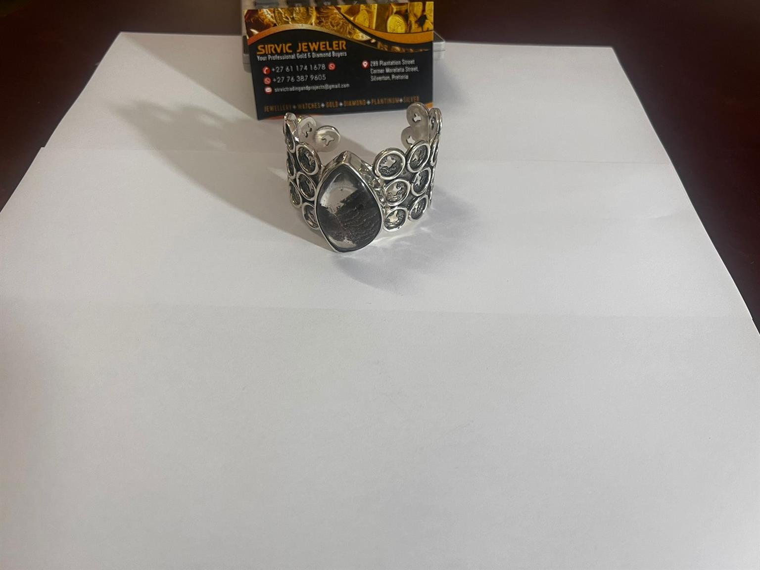 Vintage 925 Silver Ladies Hand Bangle