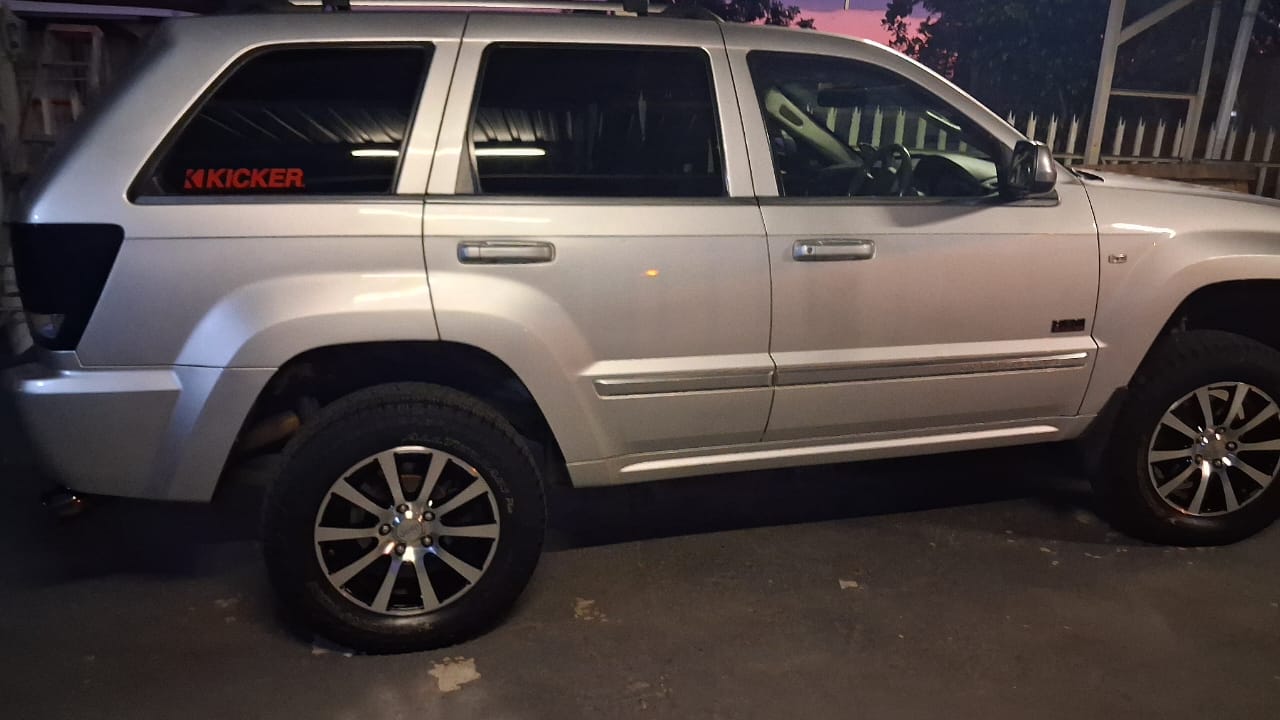 Used 2007 Jeep Grand Cherokee 5.7L Overland - Private Seller Used 2007 Jeep Grand Cherokee 5.7L Overland - Private Seller
