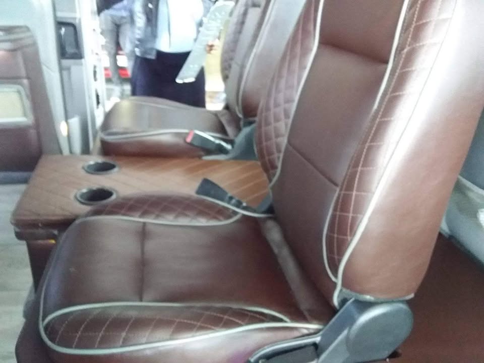 2015 Hyundai H-1 8 seater 2015